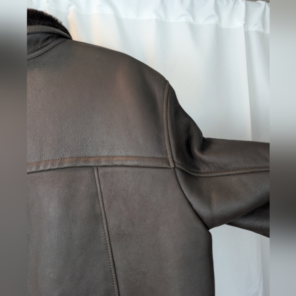 Danier Men's Brown Shearling Coat Size L In VGUC - Picture 11 of 14
